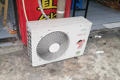和政空调突然不制冷只吹自然风怎么办？